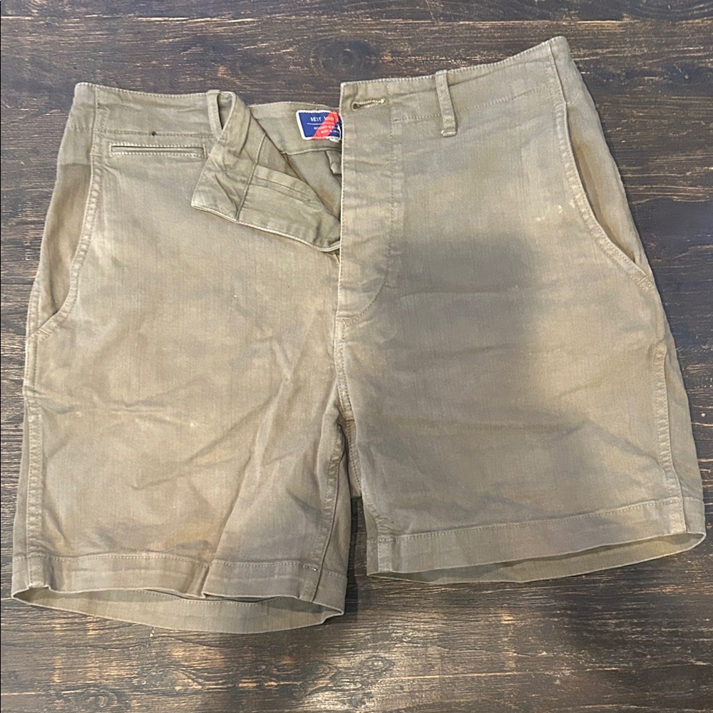 Classic Men's Khaki Shorts
